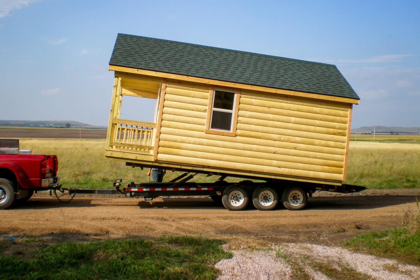 Cabin on truck bed