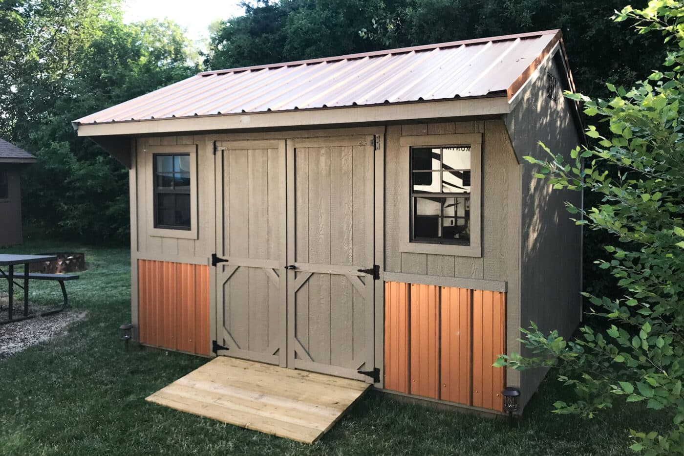 Custom Grey Brown Quaker She-shed
