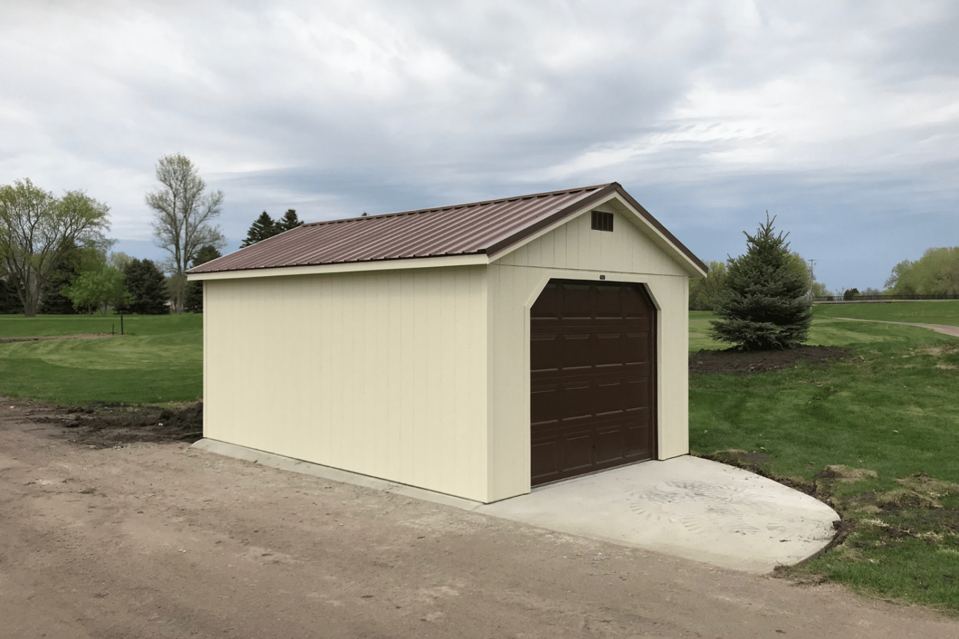 beige and brown garage in brandon sd