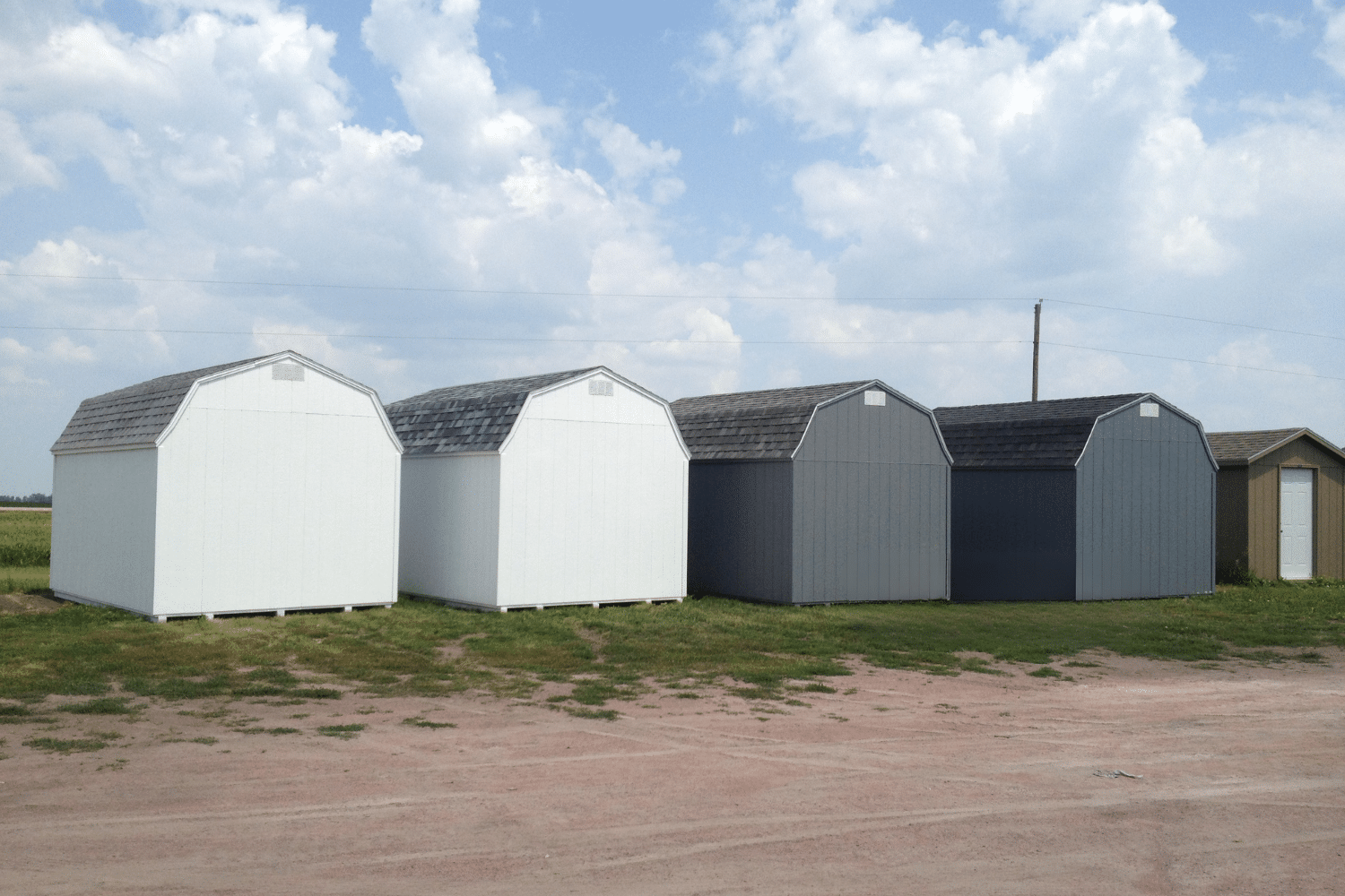 five sheds on lot near hartford sd